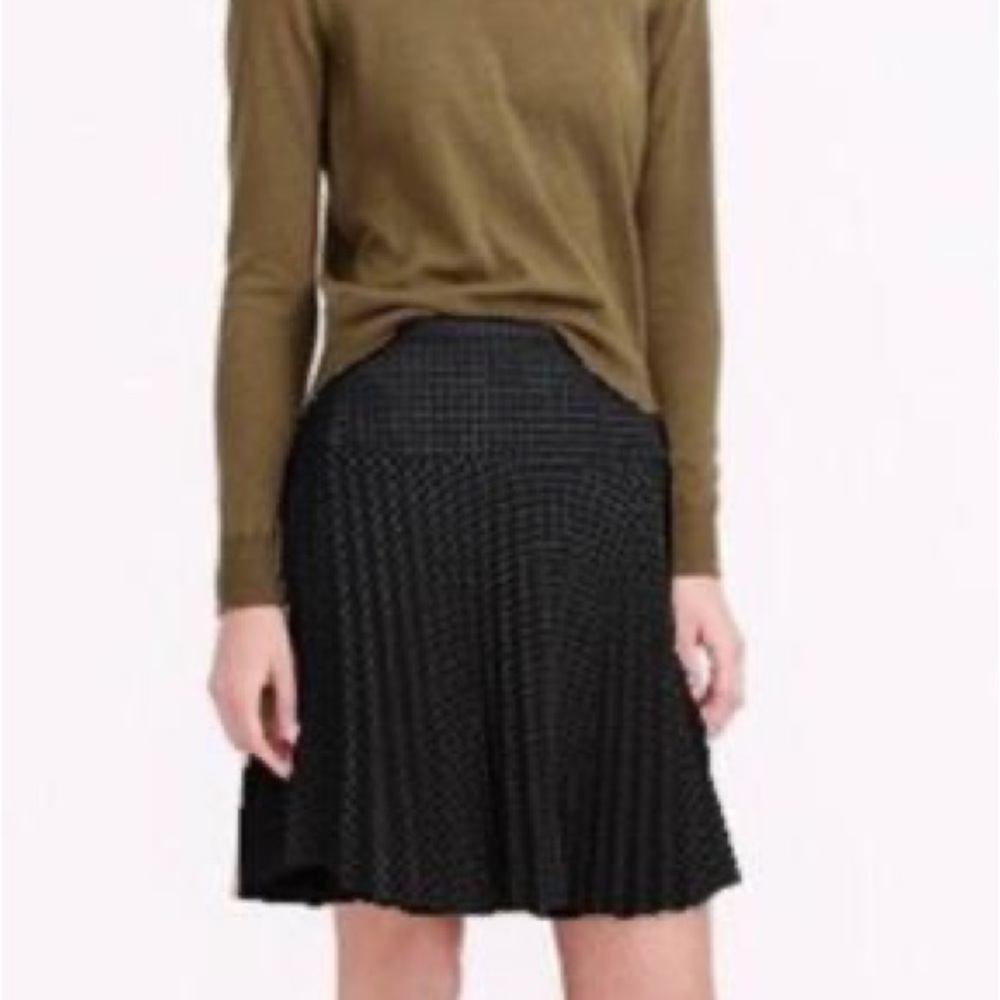 JCREW Black lazer cut pleated skirt.